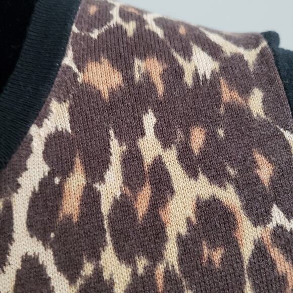 Ann Taylor Amimal Print Button Front Long Sleeve Pocket Knit Sweater Cardigan SP - Picture 6 of 11